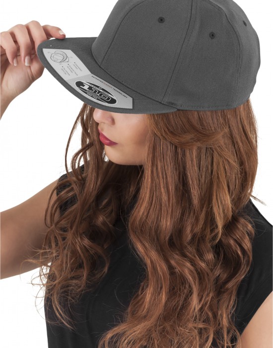 Шапка с козирка в тъмносиво 110 Fitted Snapback, Аксесоари - Lit.bg